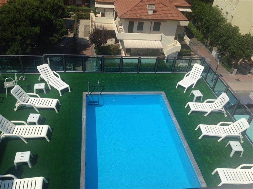 Hotel Mirage Lido di Classe Bagian luar foto