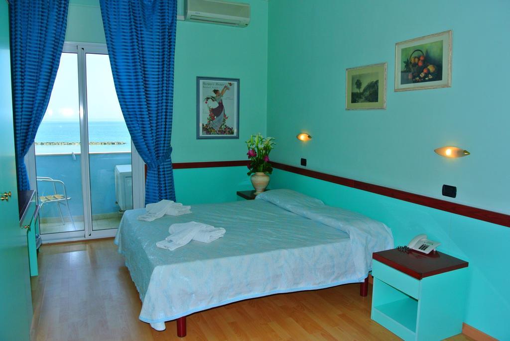 Hotel Mirage Lido di Classe Bagian luar foto