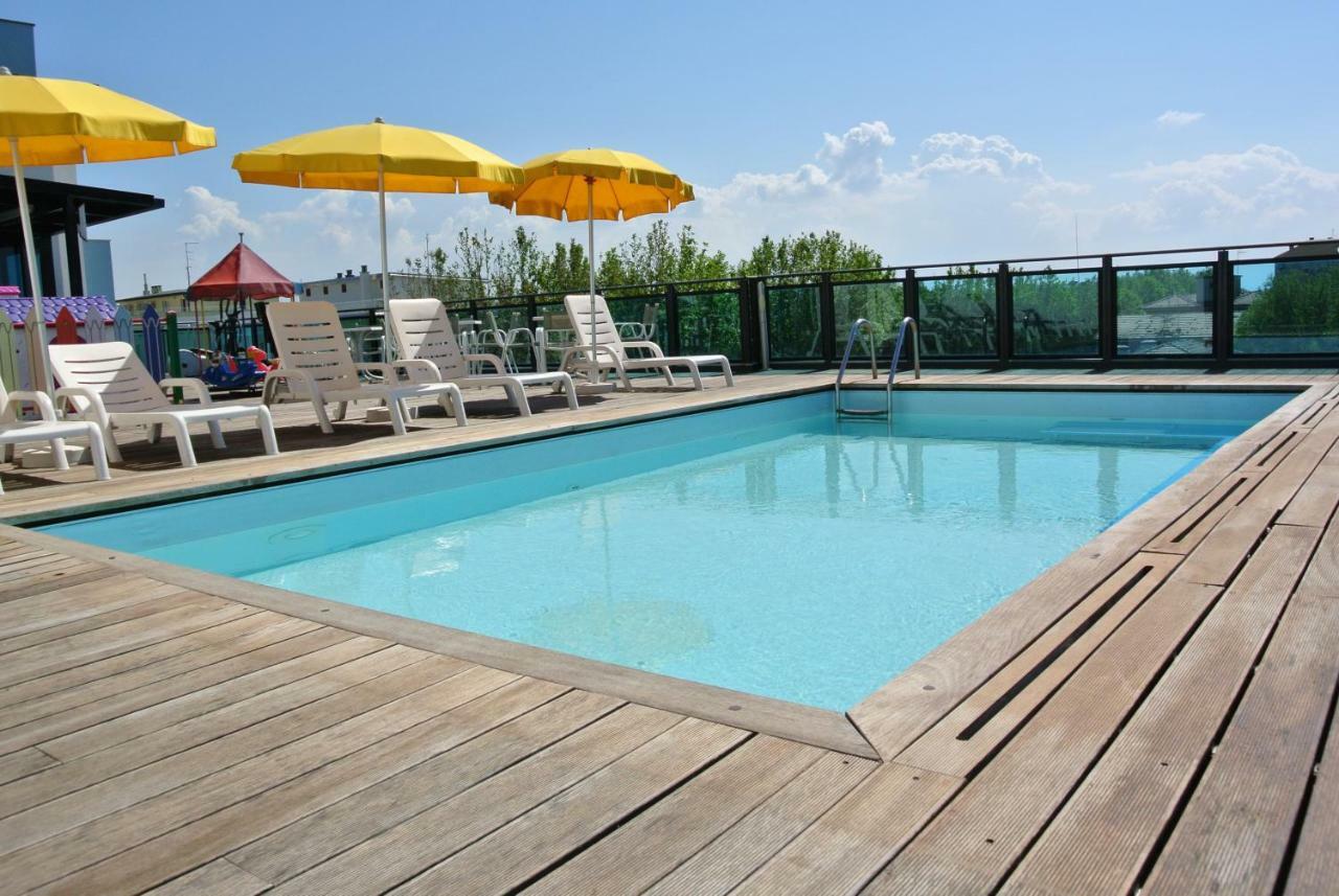 Hotel Mirage Lido di Classe Bagian luar foto