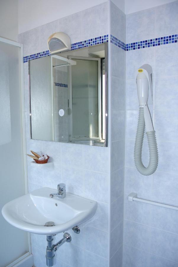Hotel Mirage Lido di Classe Bagian luar foto